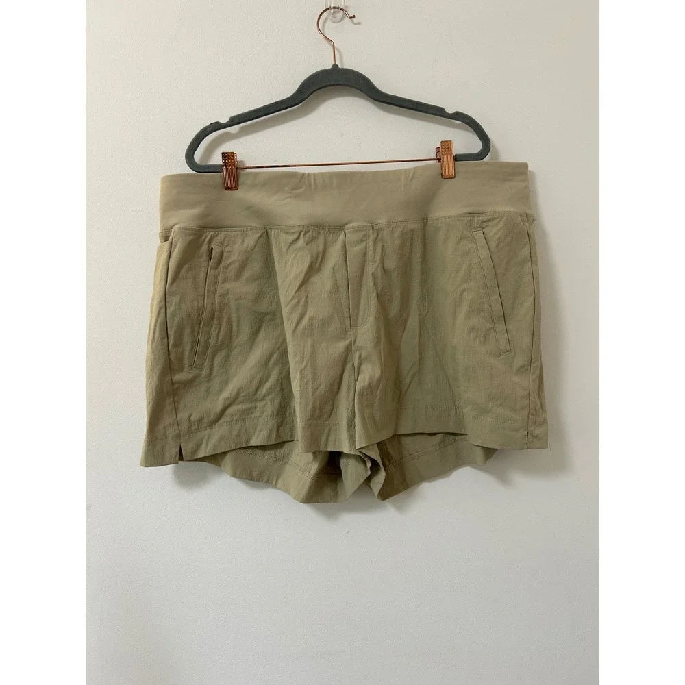 Athleta Trekkie North Short 18 Khaki Tan Hiking Outdoor Trail Travel Shorts